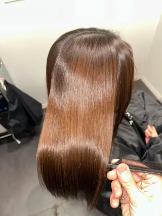 セミロング Wisteria所属・美髪特化✨ 伊織✨縮毛矯正✨のヘアスタイル