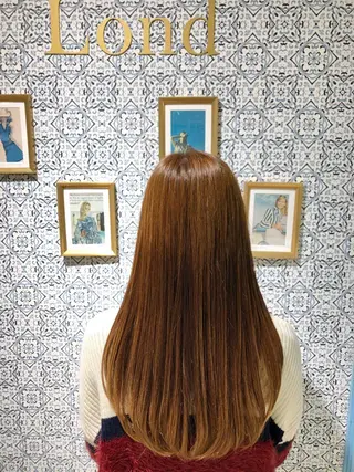 ロング 代表山口ひな 髪質改善のプロのヘアスタイル