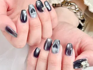 ネイル Nailsalon Charis.yuのネイルデザイン