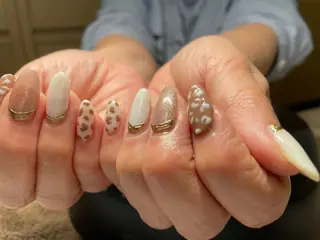 ネイル M. KOTOMIのネイルデザイン