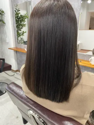 ミディアム BiBi所属・齋藤 彬のヘアスタイル