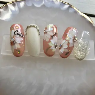 ネイル 奥園 良恵のネイルデザイン