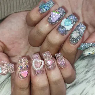 ネイル RUNWAY 　　の眉毛・アイブロウイメージ