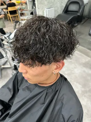 パーマ メンズ 【メンズパーマ】比嘉 啓人のヘアスタイル