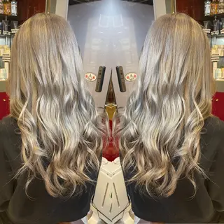 セミロング カラー 👑派手髪/カット 👑ANRYのヘアスタイル