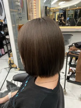 ミディアム ZYNX所属・MAHIRO/複雑 履歴/ハイトーンのヘアスタイル