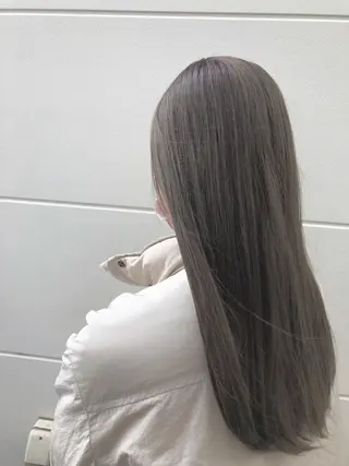ロング PACE所属・ayumi ／透明感カラーのヘアスタイル