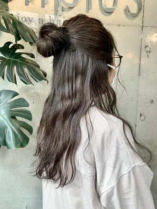 セミロング カラー ナカジマ ハルカのヘアスタイル