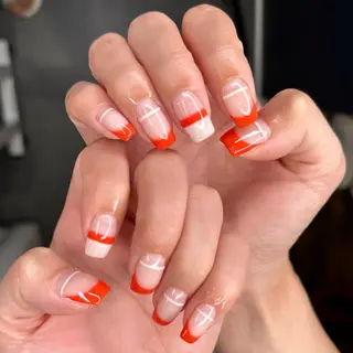 ネイル ou's nail salon所属・小林 桜のネイルデザイン