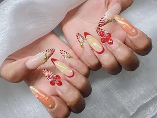 ネイル Lee Nailsのネイルデザイン