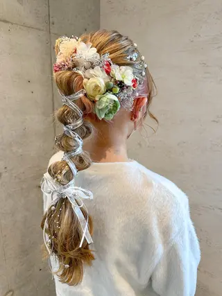 ロング ヘアアレンジ 女性に人気♪ はやしほのかのヘアスタイル