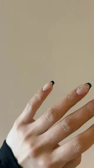 ネイル Li.ure -リユール-所属・nana .のネイルデザイン