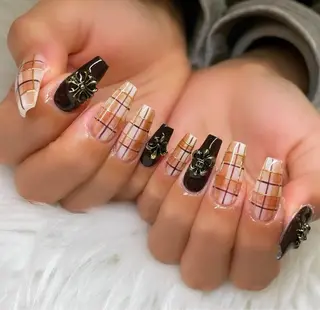 ネイル Lina nail所属・Lunaa 池袋のネイルデザイン