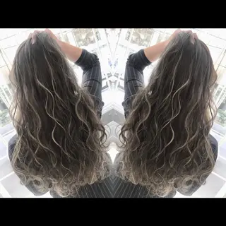 ロング カラー LAS 代表 ナガカワ コウヘイのヘアスタイル