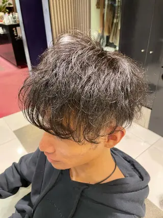 パーマ 白髪ぼかし＆ショート 💎YUMAのヘアスタイル