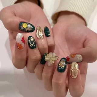 ネイル REHTOF ｜朝7時Open☀️のネイルデザイン