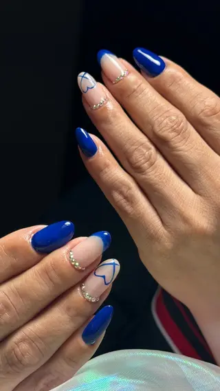 ネイル 青木 みあの眉毛・アイブロウイメージ