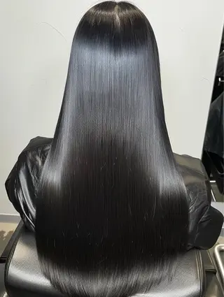 ロング 保子 祐里香のヘアスタイル