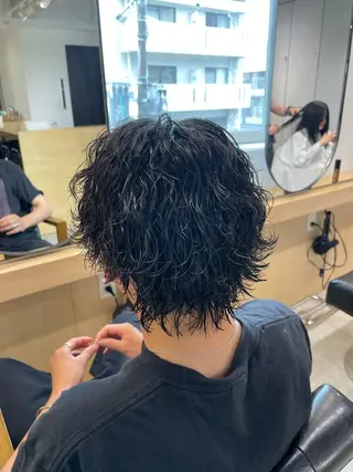 パーマ メンズ マエダ リョウのヘアスタイル