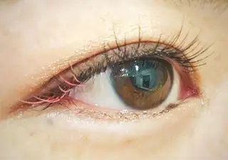 マツエク・マツパ 眉毛まつ毛専門店 uralogeのマツエク・マツパデザイン