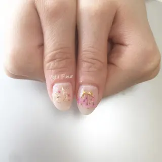 ネイル Petit Fleur所属・青柳 亜梨奈のマツエク・マツパデザイン