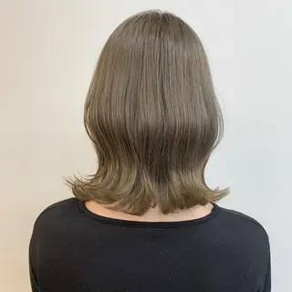 ミディアム カラー 透明感/オリーブ/ グレージュ/YUKAのヘアスタイル