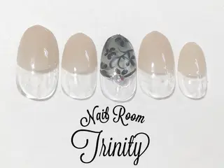 ネイル Trinity staffのネイルデザイン