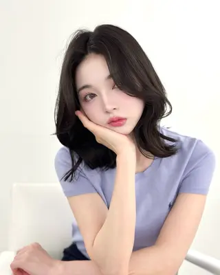 ミディアム カラー 韓国ヘア　紗希 🦋のヘアスタイル