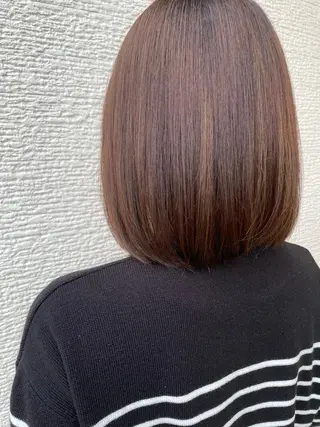 カラー 新谷 玲日のヘアスタイル