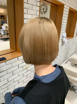 ミディアム 宮本 季奈のヘアスタイル