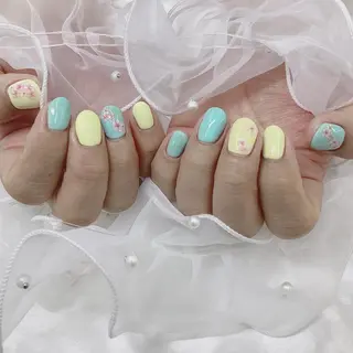 ネイル Nail salon Honey Beeのネイルデザイン