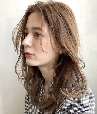 ミディアム カラー ARIETTA銀座2所属・🩷ARIETTA銀 座🤍 reikaのヘアスタイル