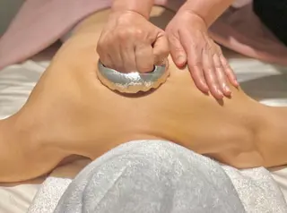 【韓国式コルギ&リンパマッサージ】くすりのて所属・ヨリ ミカのエステ・リラクイメージ