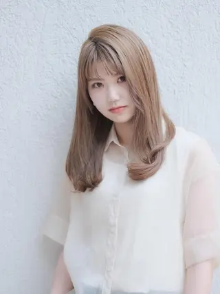 ミディアム カラー ビューティービースト 新宿のヘアスタイル