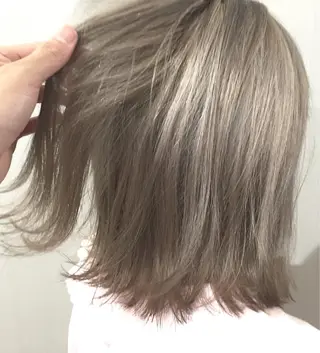 ミディアム カラー ヘアアレンジ 【公式】amble luxe池袋東口🩷のヘアスタイル