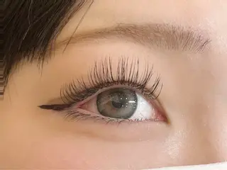 マツエク・マツパ Tink横須賀中央店Eyelash&nail所属・井出 萌美のマツエク・マツパデザイン