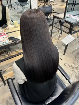 ロング カラー ダメージレス艶カラー MISAKI🦋のヘアスタイル