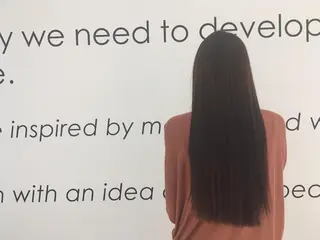 ロング 顔周りカット/アレン ジ/カラー小野寺紗良のヘアスタイル