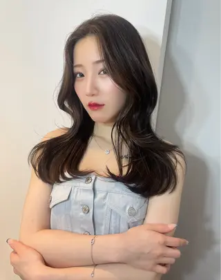 ロング レイヤーカット/ 縮毛矯正/ミサキ💐のヘアスタイル