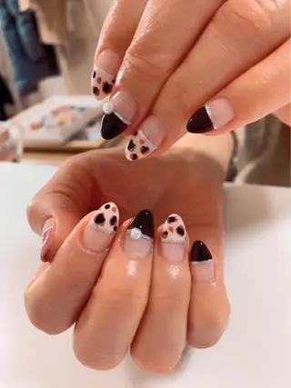 ネイル Lily Roseスタッフ一同のマツエク・マツパデザイン