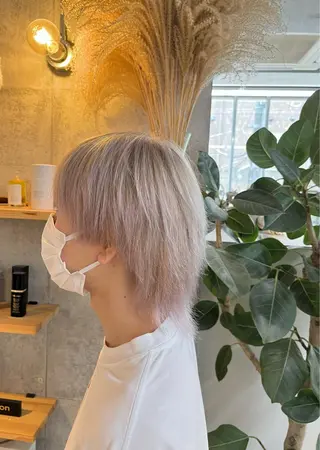 ミディアム カラー メンズ ハイトーンカラ ー/小川のヘアスタイル