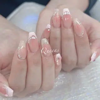 ネイル Queens ゲンのネイルデザイン