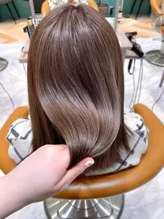 ミディアム カラー Lond leglise 立川所属・🥝似合わせ小顔 ボブ🌏shioのヘアスタイル