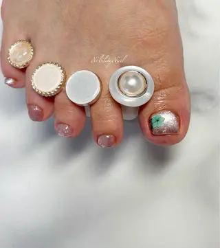 ネイル ネイルサロンNobilityNail所属・風口 麻由子のネイルデザイン