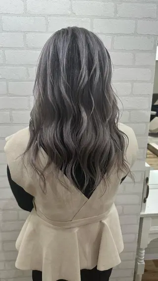 セミロング カラー ヘアアレンジ 久米 治仁のヘアスタイル