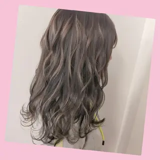 ミディアム カラー デザインカラー髪質 改善Lilithのその他イメージ