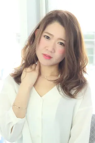 ミディアム カラー パーマ ブレス渡辺 康介のヘアスタイル