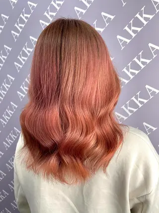 ミディアム CARINA /アメ村のヘアスタイル