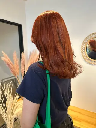 ミディアム カラー yuika .のヘアスタイル