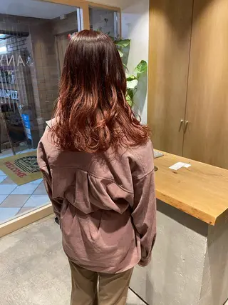 セミロング カラー MIOベージュカラー 柔らかいカラーのヘアスタイル